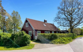 2 Bedroom Nice Home In Bjärnum in Bjärnum
